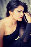 Shalini Pandey New Photos